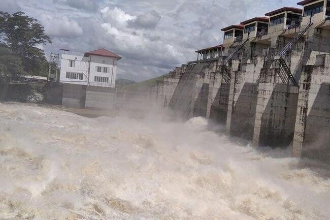 Deduru Oya flood warning for nine areas as eight spill gates open
