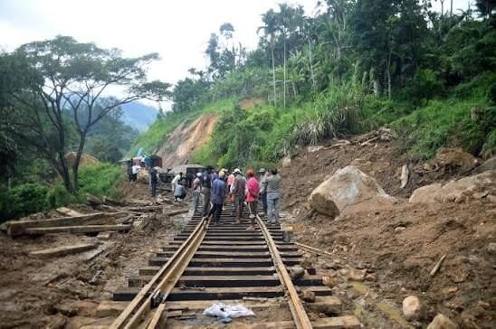 Kadigamuwa embankment collapses again, halting Peradeniya train
