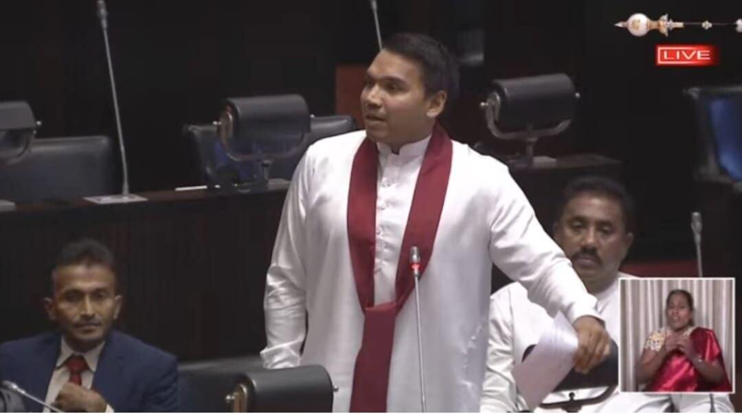 Namal Rajapaksa alleges Minister supplied guns used on elephants