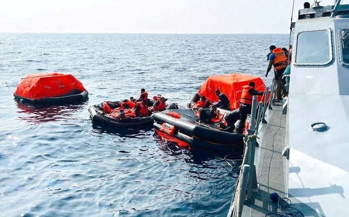 Sri Lanka has no immediate plan to aid stranded Iranian ships