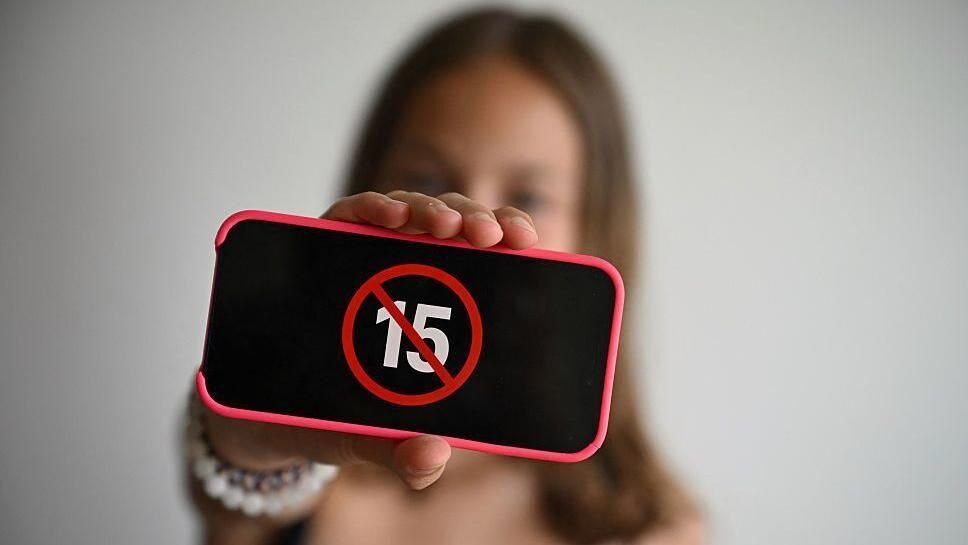 Turkey bans social media for children under 15 from 1 November